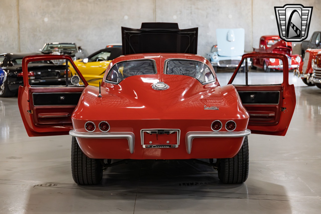 1963 Chevrolet Corvette Replica 75