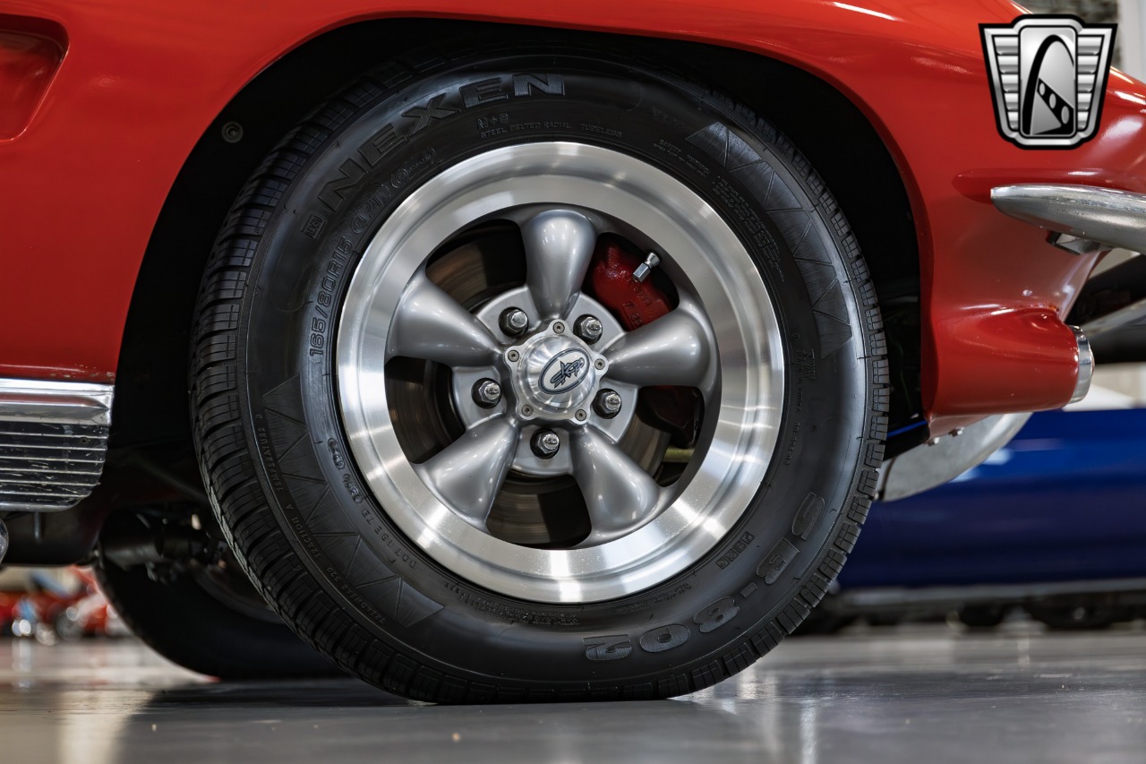 1963 Chevrolet Corvette Replica 72