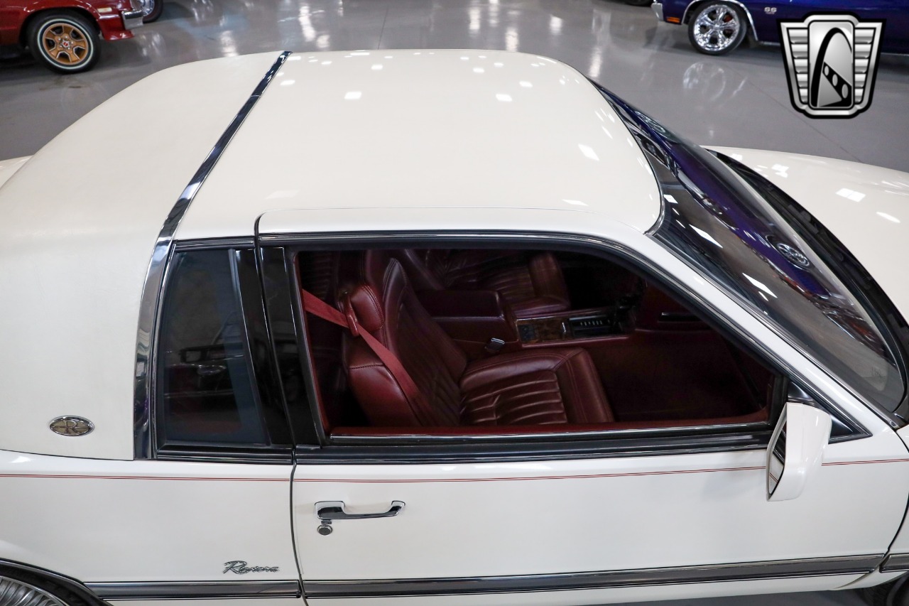 1991 Buick Riviera 58