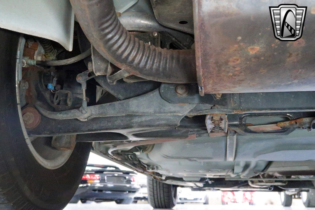 1991 Buick Riviera 30