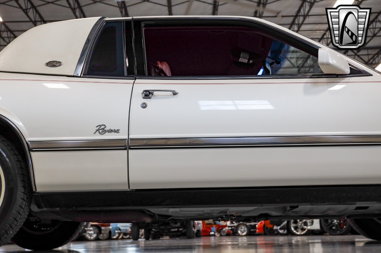 1991 Buick Riviera 60