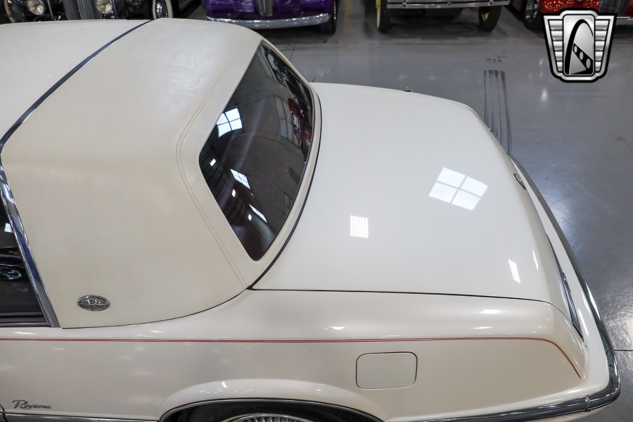 1991 Buick Riviera 45