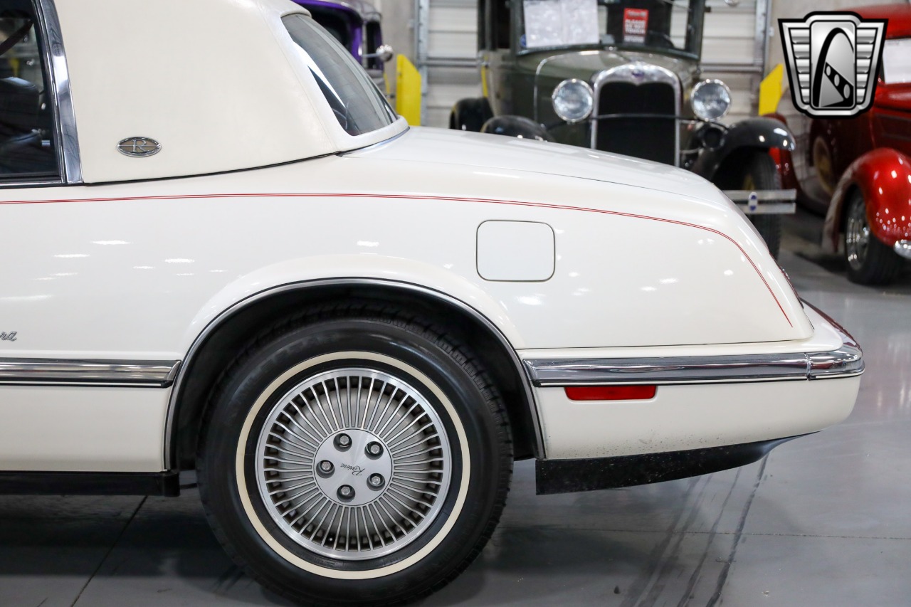 1991 Buick Riviera 46