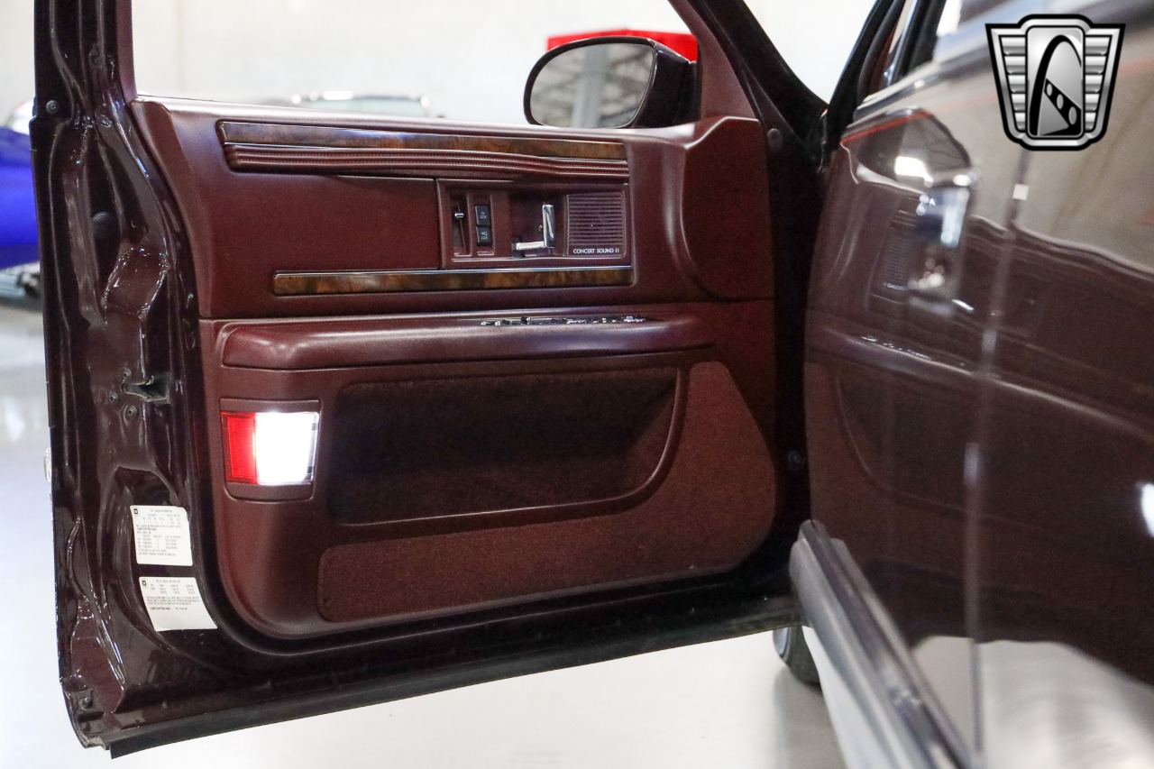 1996 Buick Roadmaster 18