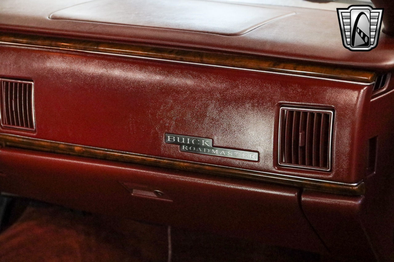 1996 Buick Roadmaster 26