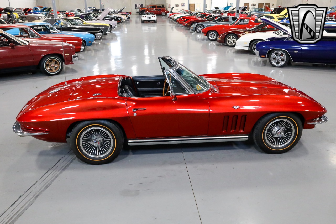 1965 Chevrolet Corvette 53