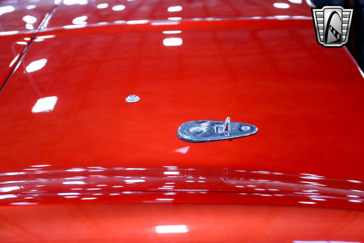 1965 Chevrolet Corvette 73