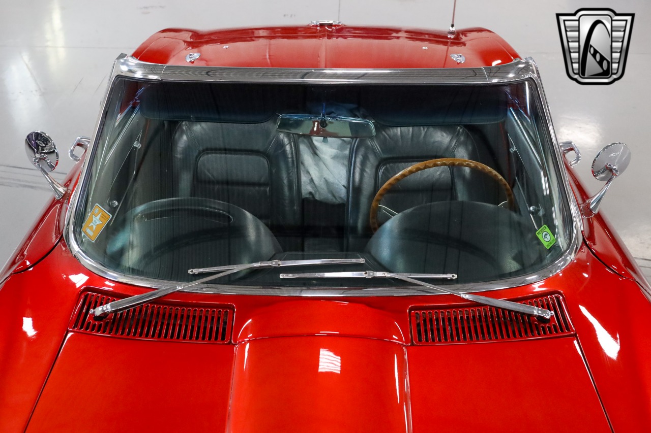 1965 Chevrolet Corvette 34