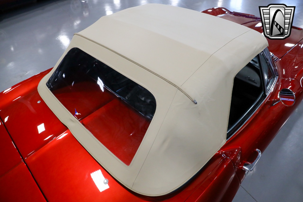 1965 Chevrolet Corvette 25