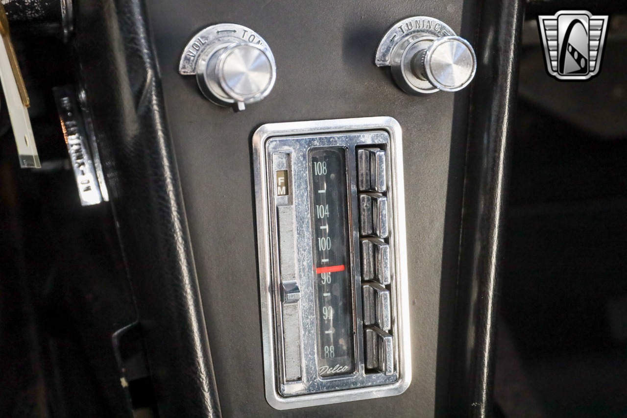 1965 Chevrolet Corvette 97