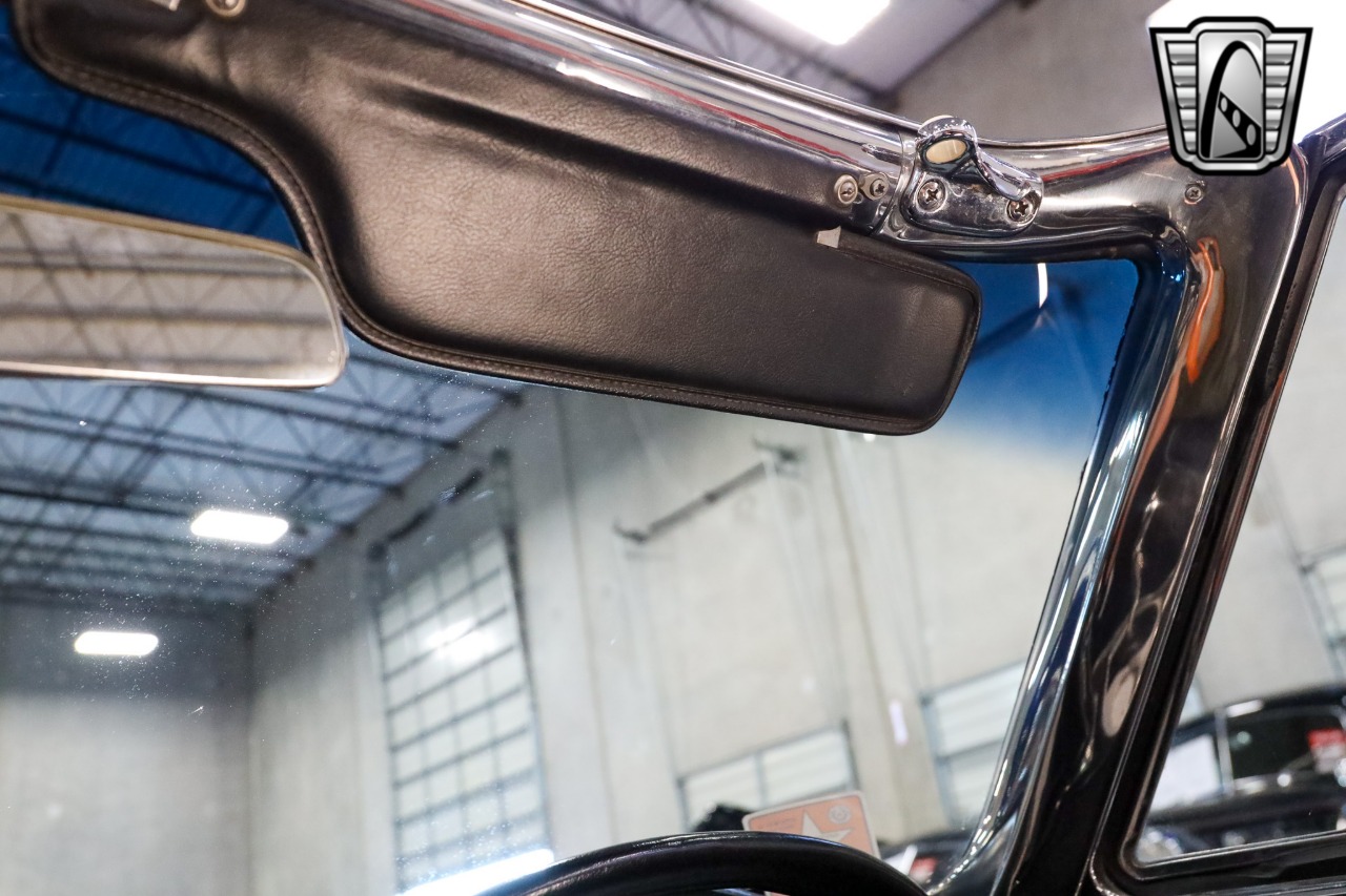 1965 Chevrolet Corvette 99