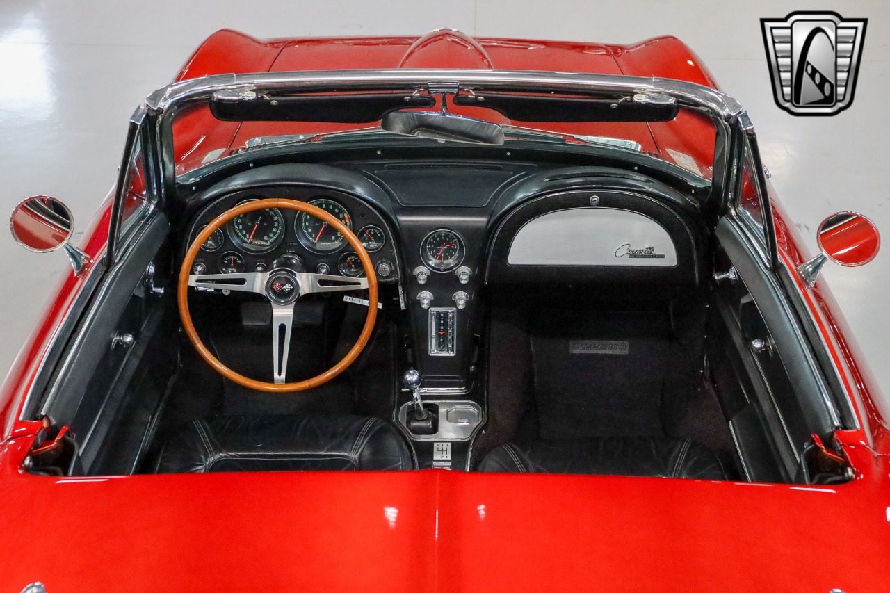 1965 Chevrolet Corvette 5