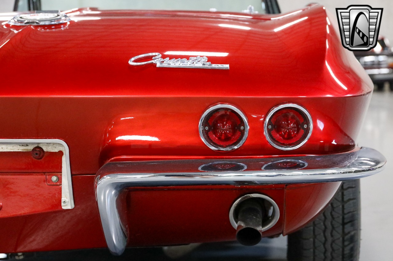 1965 Chevrolet Corvette 52