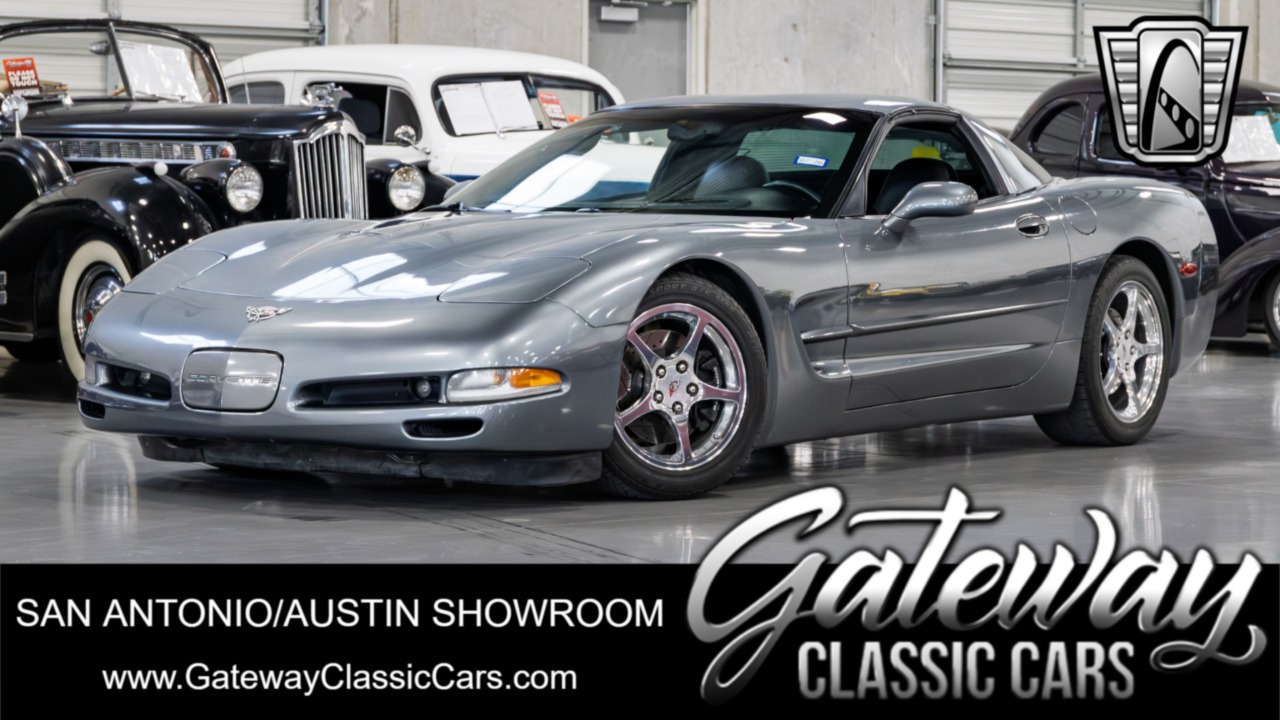 2003 Chevrolet Corvette 1