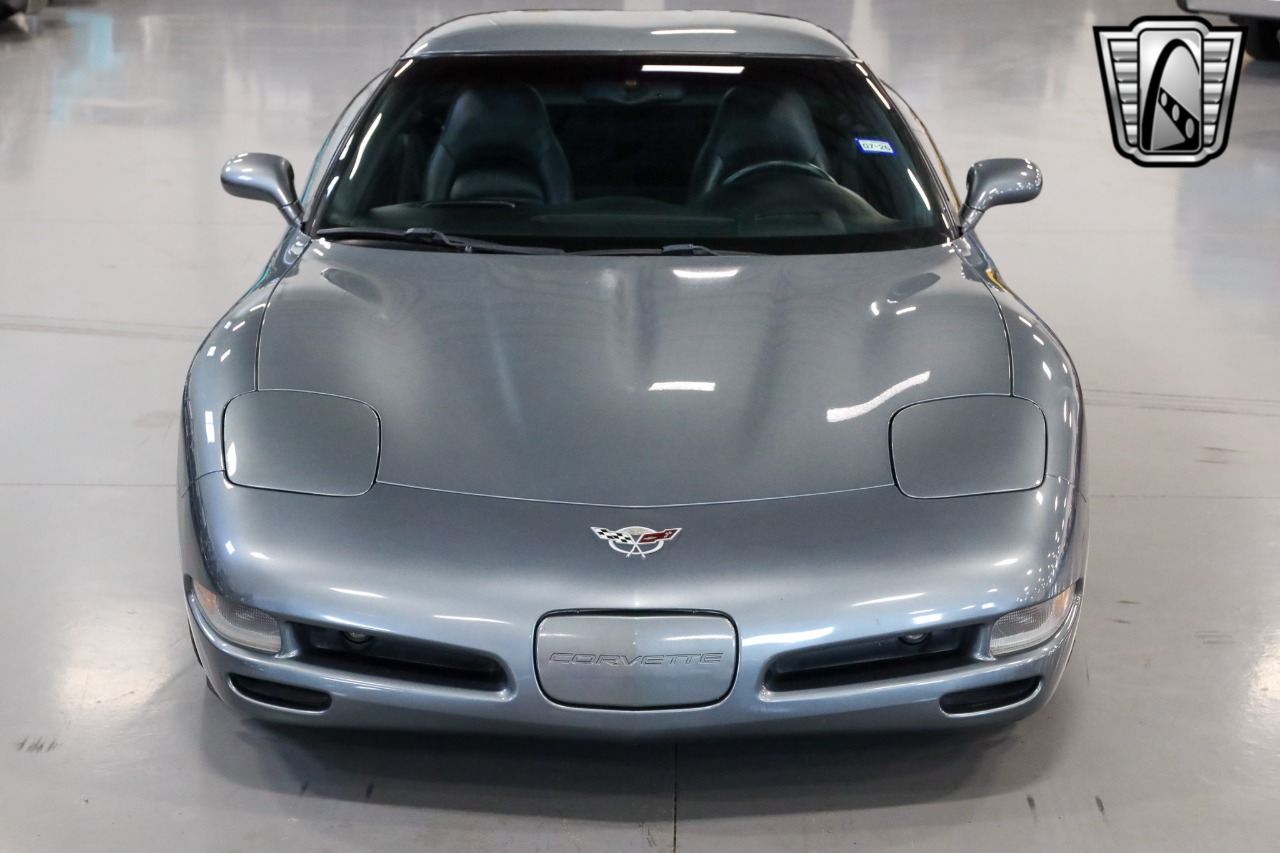 2003 Chevrolet Corvette 32