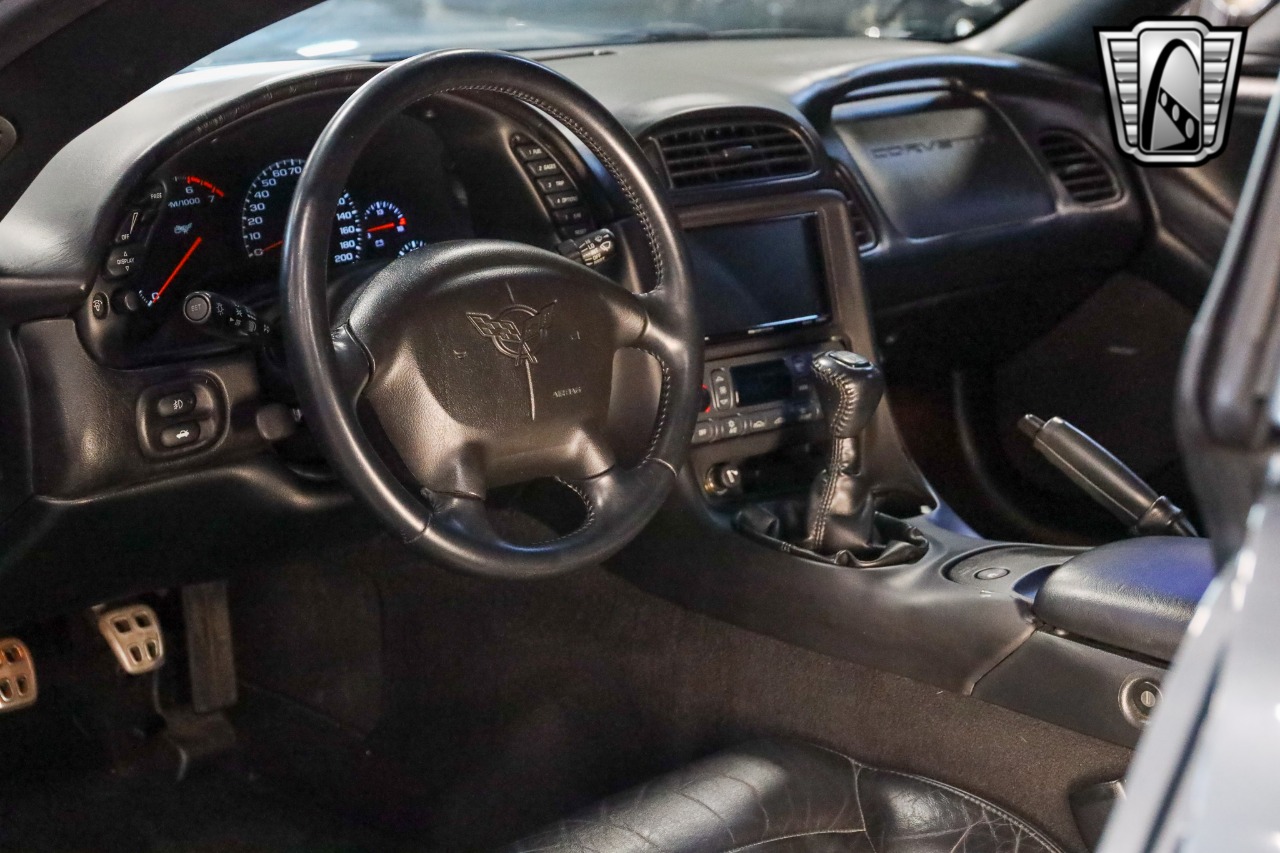 2003 Chevrolet Corvette 17