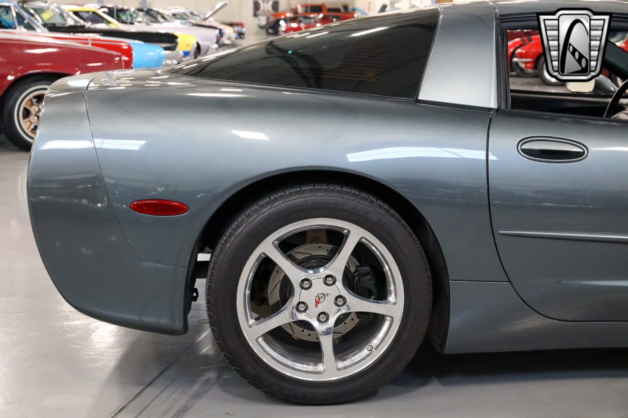 2003 Chevrolet Corvette 8