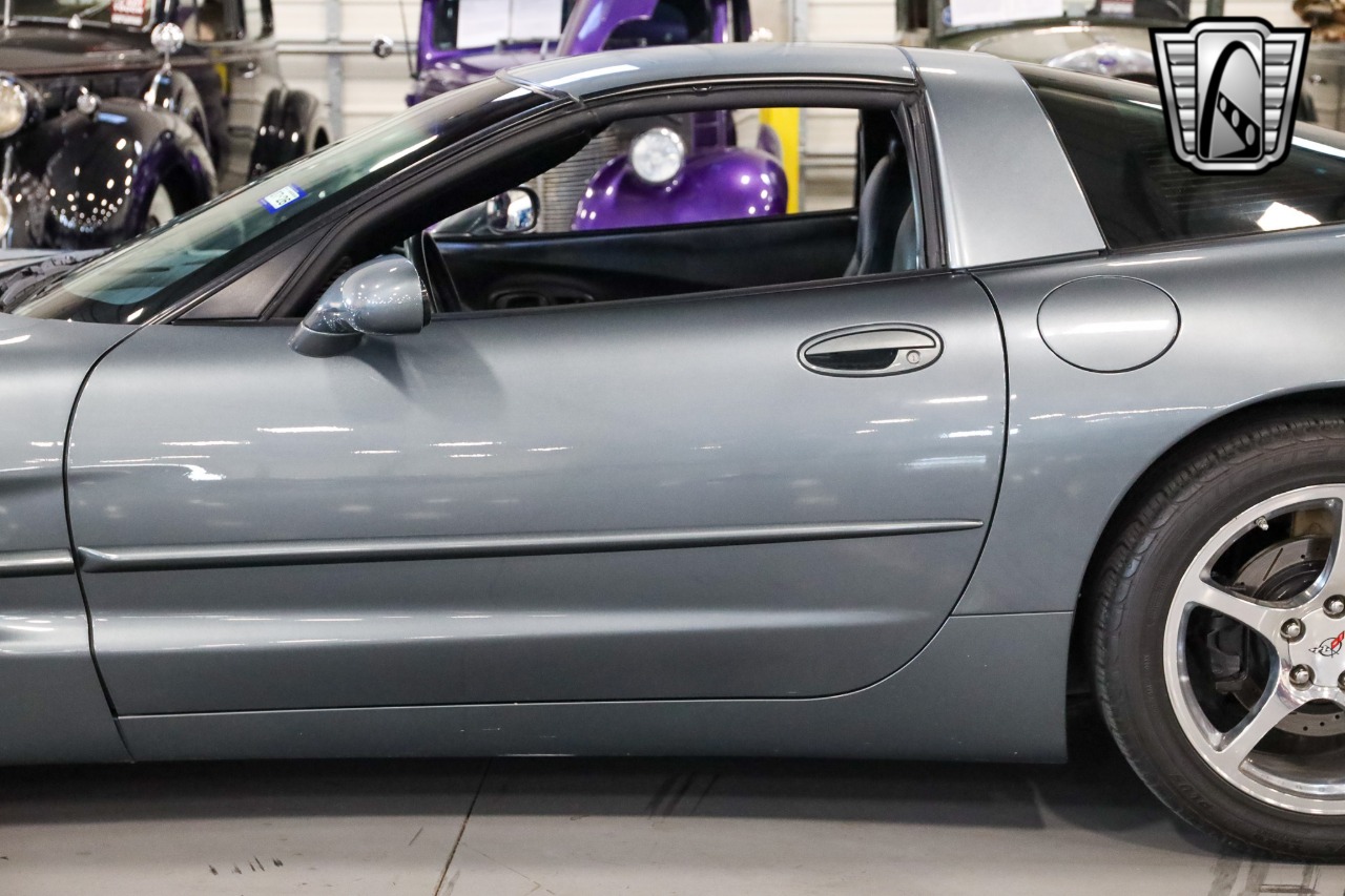 2003 Chevrolet Corvette 43