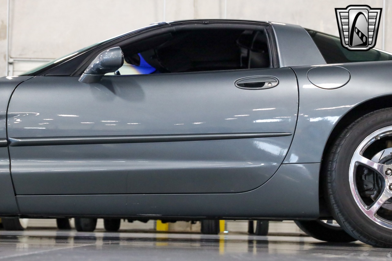 2003 Chevrolet Corvette 44