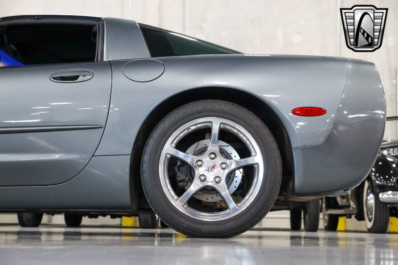 2003 Chevrolet Corvette 47