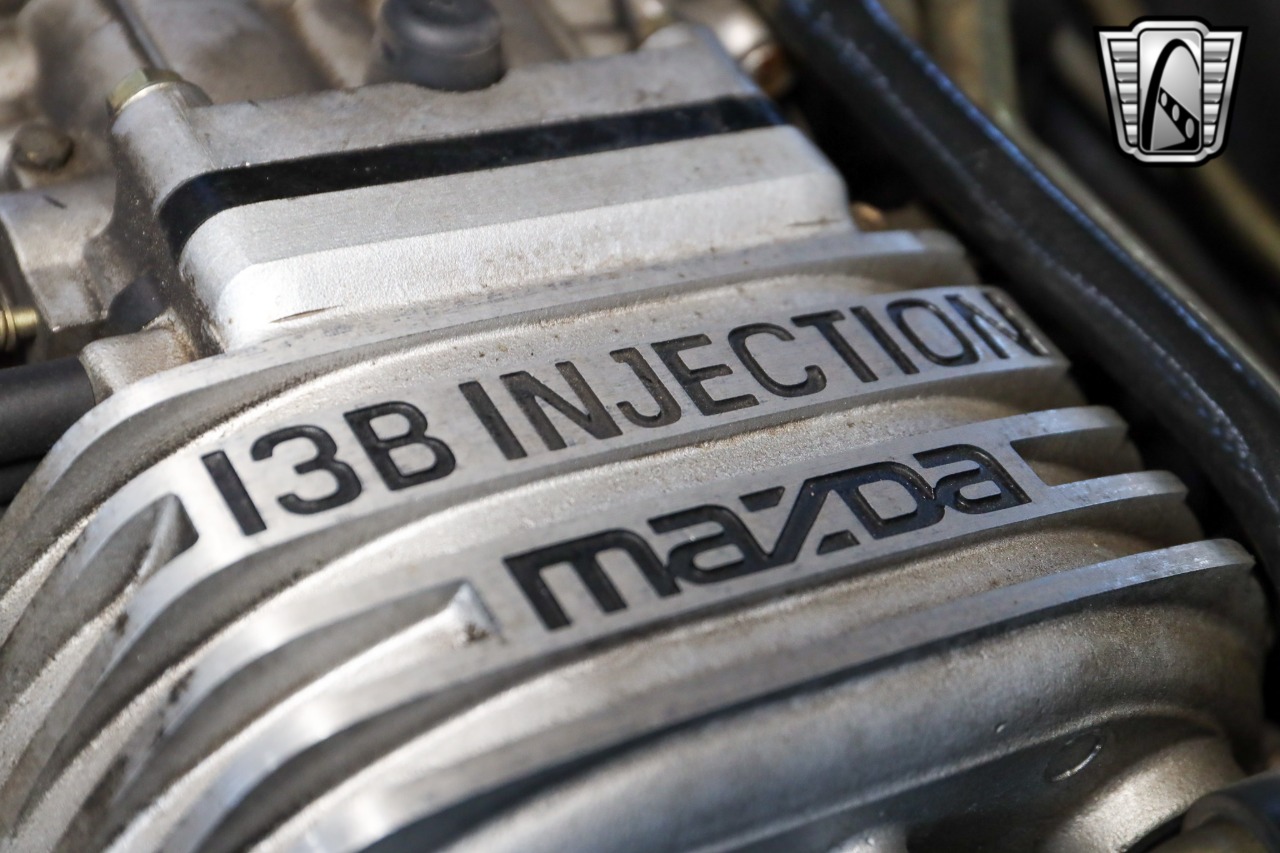 1988 Mazda RX-7 13