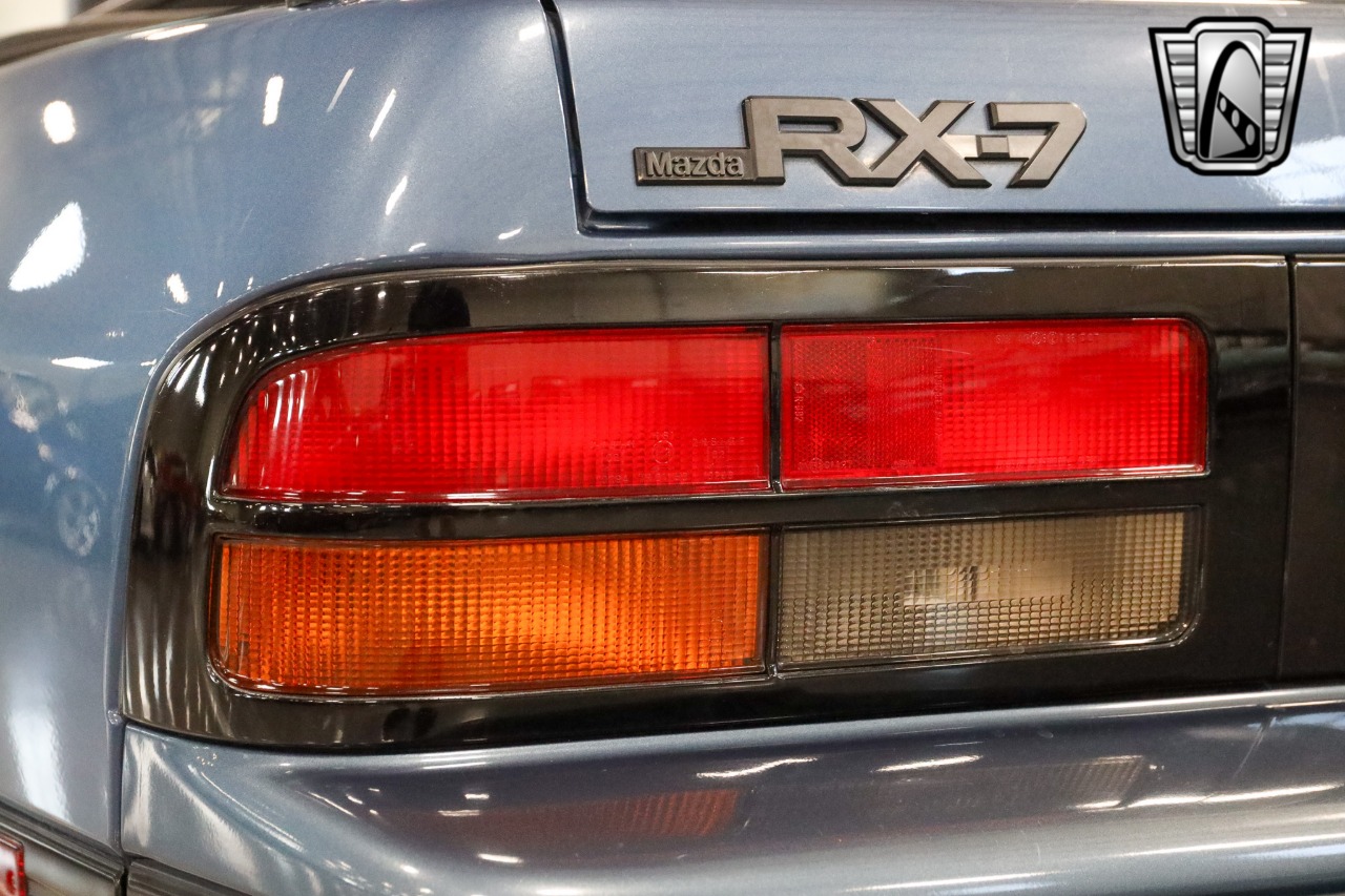 1988 Mazda RX-7 10