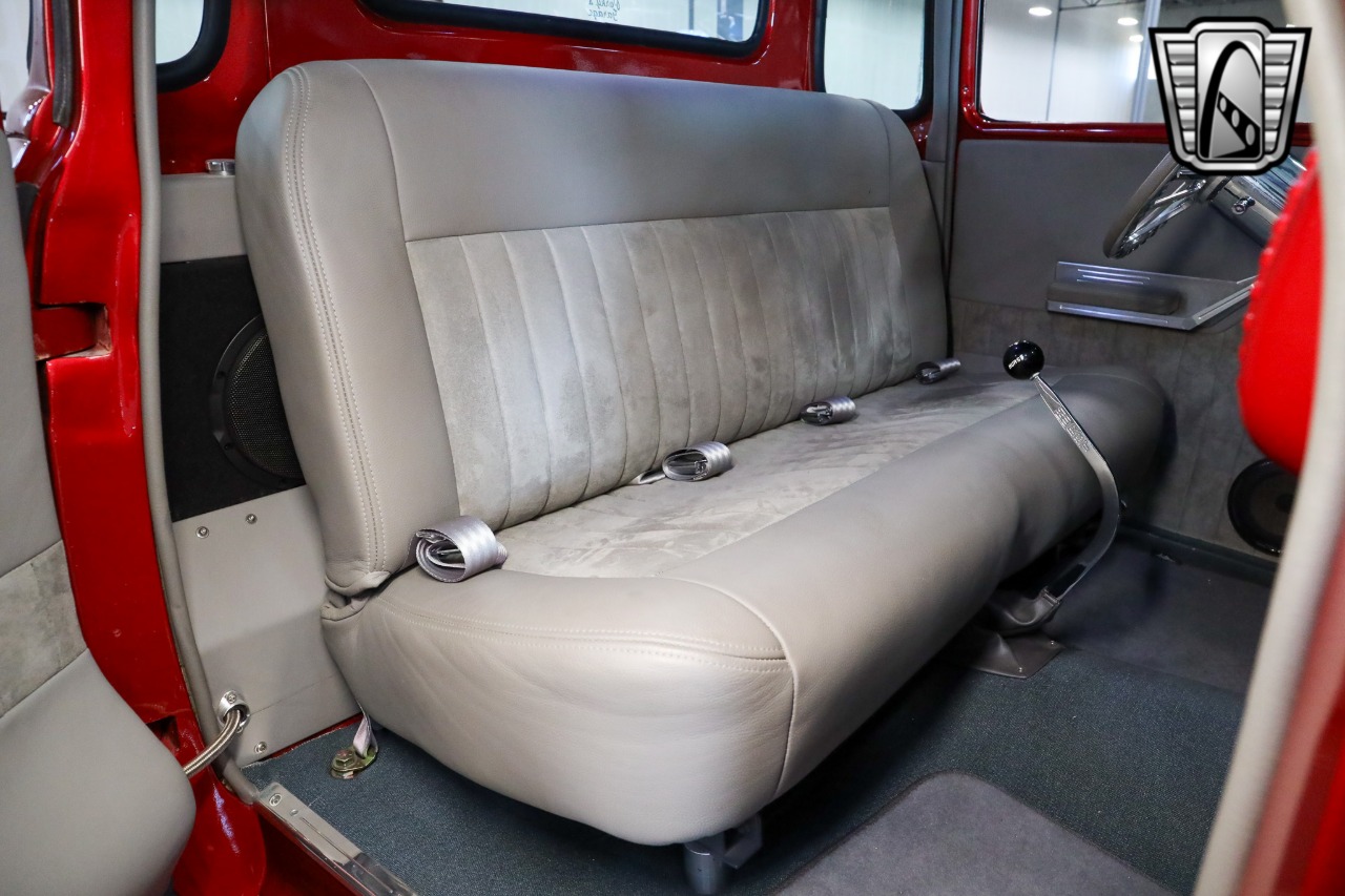 1952 Chevrolet 3100 24