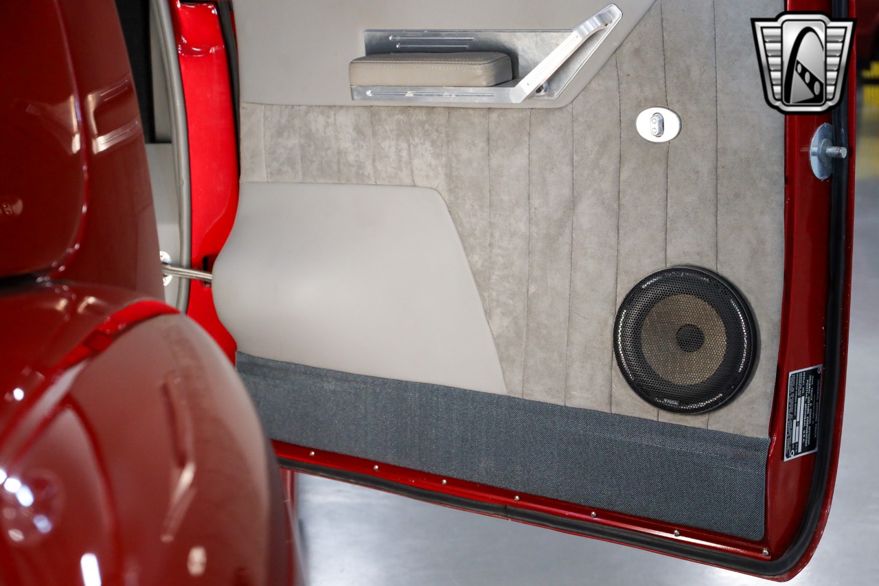 1952 Chevrolet 3100 98