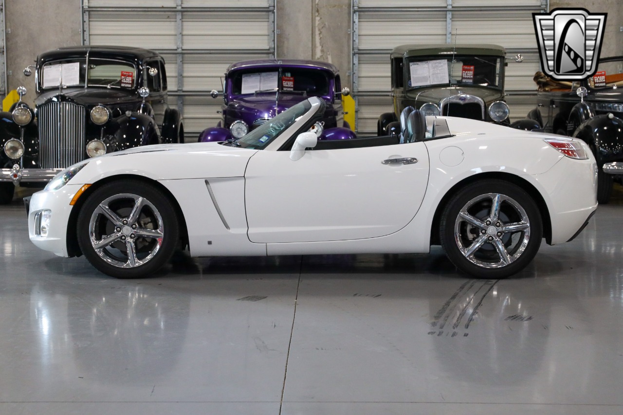 2008 Saturn Sky 39
