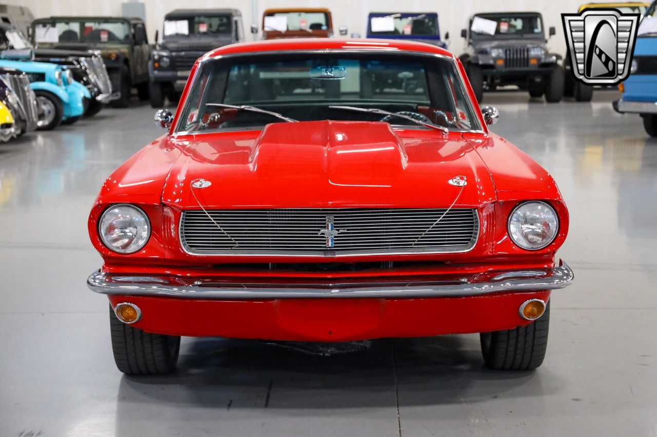1966 Ford Mustang 2
