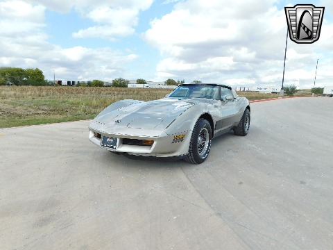 1982 Chevrolet Corvette image 4