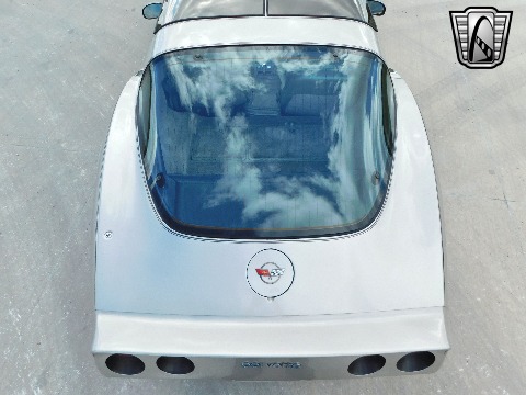 1982 Chevrolet Corvette image 36