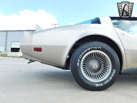 1982 Chevrolet Corvette image 41