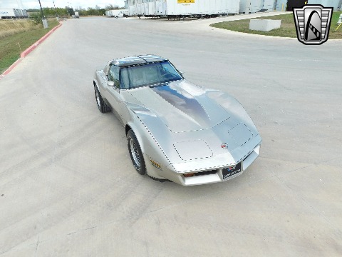 1982 Chevrolet Corvette image 21