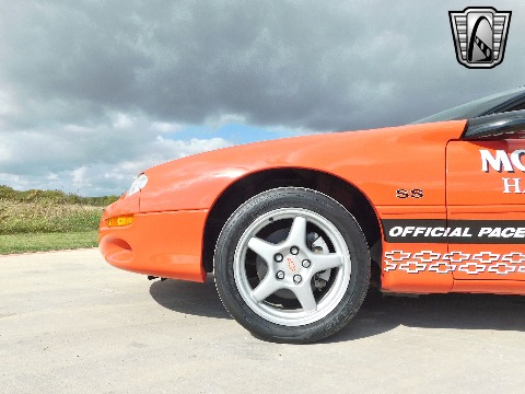 1999 Chevrolet Camaro image 29