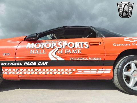 1999 Chevrolet Camaro image 32