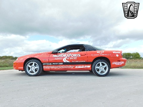 1999 Chevrolet Camaro image 8