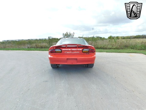 1999 Chevrolet Camaro image 13