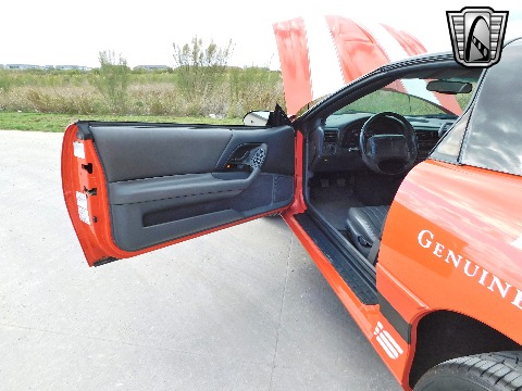 1999 Chevrolet Camaro image 93