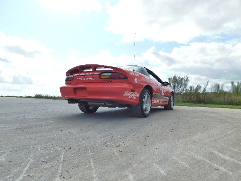 1999 Chevrolet Camaro image 17