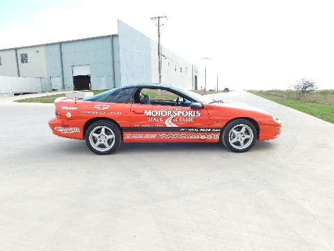1999 Chevrolet Camaro image 19
