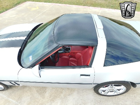 1989 Chevrolet Corvette image 30