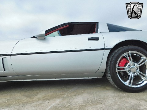 1989 Chevrolet Corvette image 32