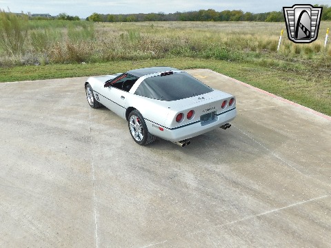 1989 Chevrolet Corvette image 9