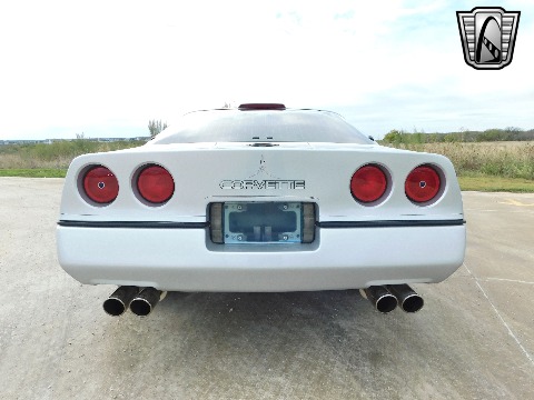 1989 Chevrolet Corvette image 37