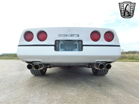 1989 Chevrolet Corvette image 38