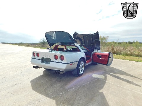 1989 Chevrolet Corvette image 67
