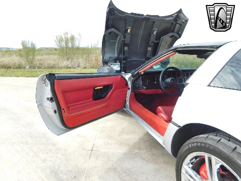 1989 Chevrolet Corvette image 93