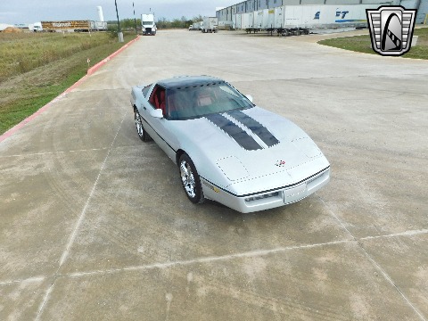 1989 Chevrolet Corvette image 21