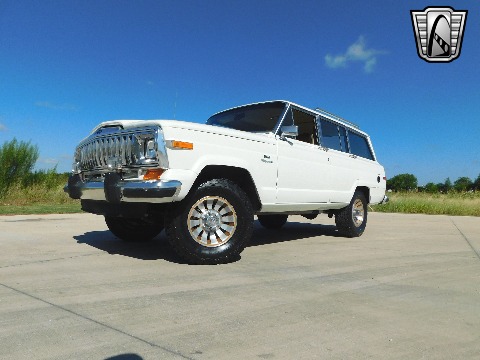 1985 Jeep Grand Wagoneer image 5